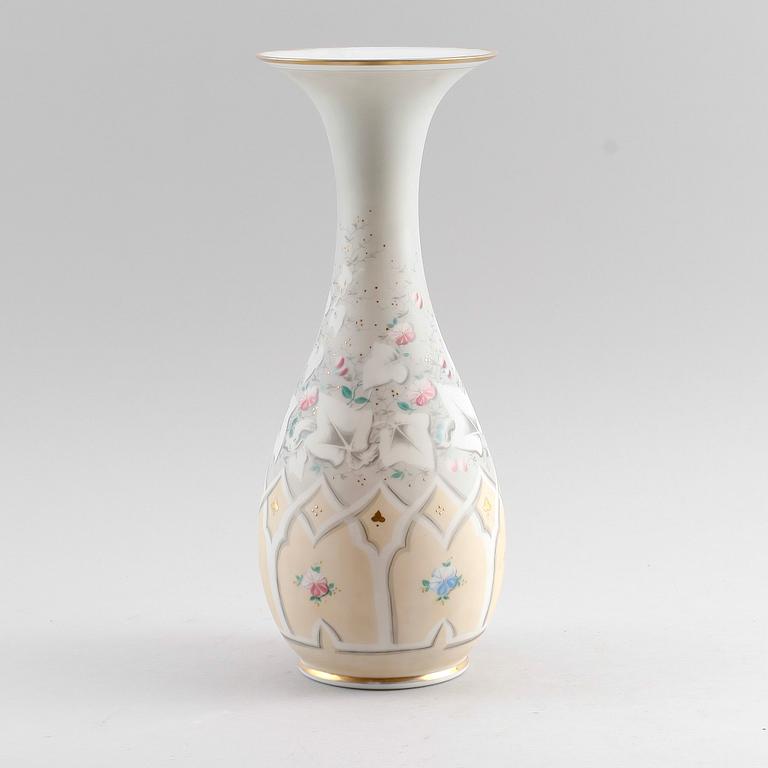 VAS, opakglas, Ryssland, omkring år 1900.