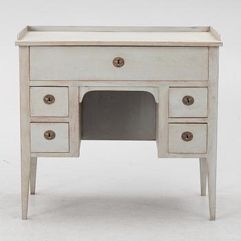 A dressing table, first half of the 19th century.