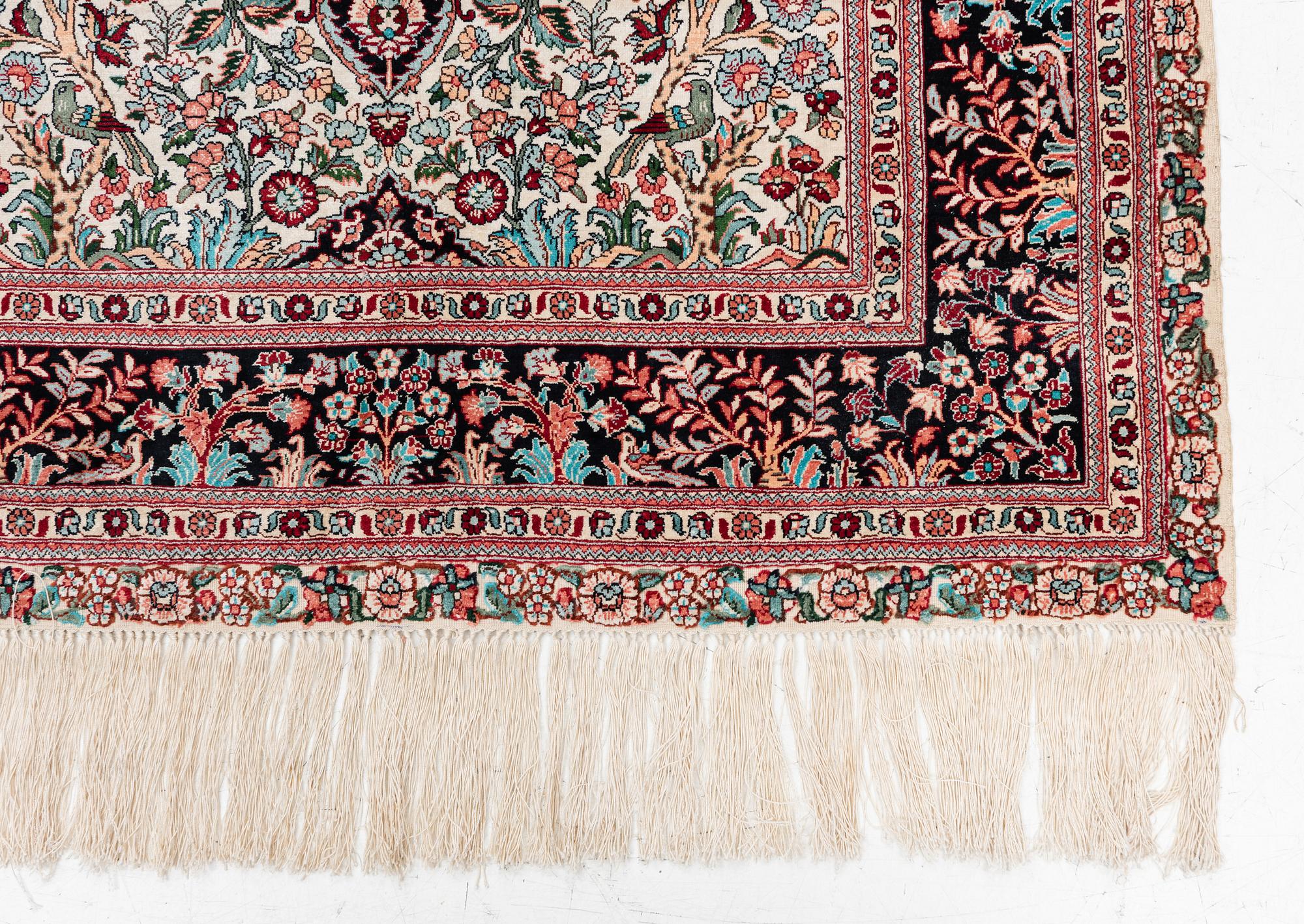 Rug, Herat design, silk, approx. 153 x 93 cm.