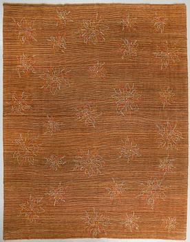 A CARPET, flat weave, ca 370 x 290 cm.