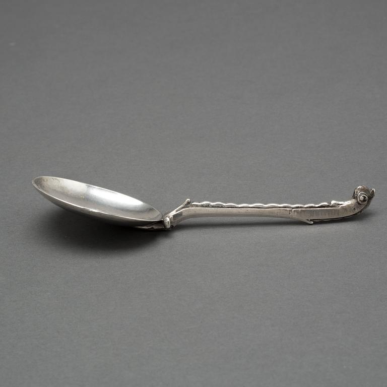 SKED med volutformad knopp, av Henrik Möller, Stockholm (verksam 1645-1690).