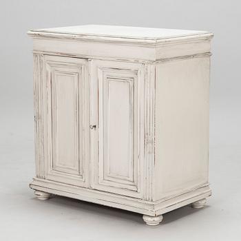 A late 19th century cabinet.