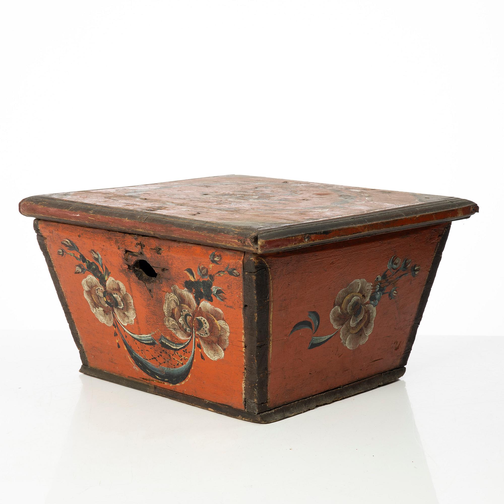Box, folk art, Jämtland, 18th/19th century.