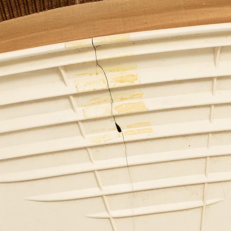 A 'Planet' swivelchair by Alf Svensson & Yngvar Sandström for Ikea, 1970s.