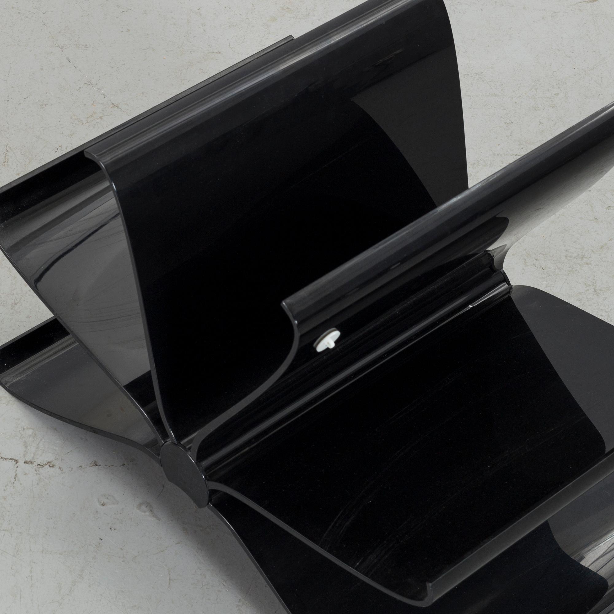 MAGAZINE RACK,  'Front page' Kartell.