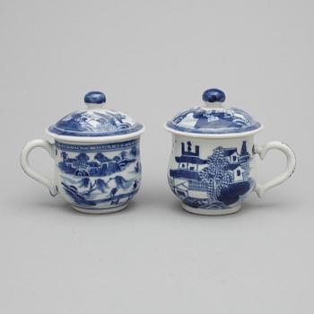 CREMEKOPPAR, 6 st, porslin, Kina, Jiaqing, 1800-tal.