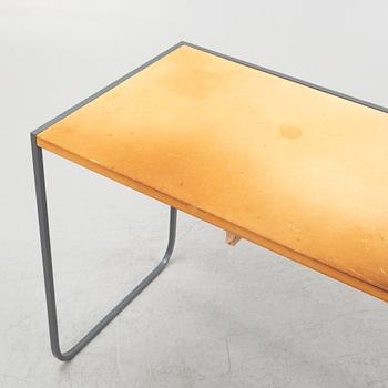 Mats Broberg & Johan Ridderstråle, a 'Tati' desk, Asplund.
