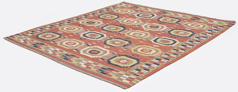Märta Måås-Fjetterström, matta, "Röda åttan", rölakan, 228 x 205 cm, signerad AB MMF.