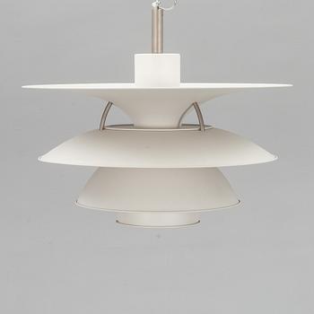 TAKLAMPA, "Charlottenborg PH 6 1/2-6", Ebbe Christensen, Sophus Frandsen och Poul Henningsen, Louis Poulsen.