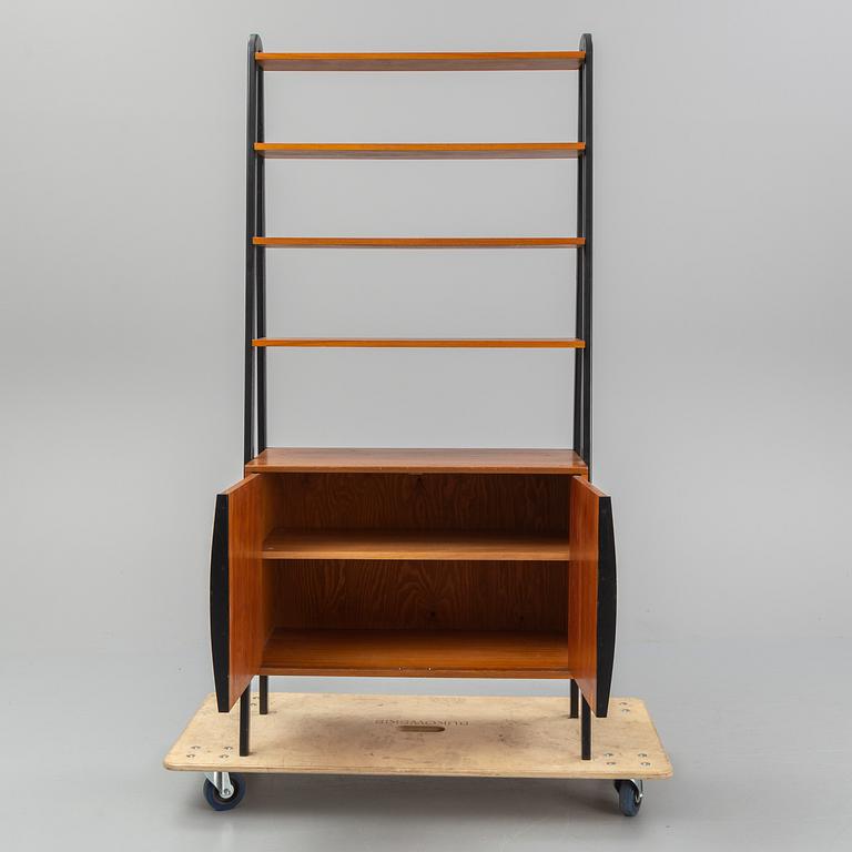 A Swedish book shelf, probably 1950s. Signed Bräntorps.