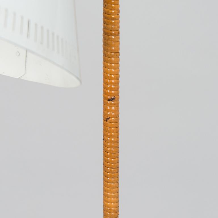 Paavo Tynell, a mid-20th century K10-10 floor lamp for Idman.