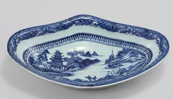 SKÅL, porslin, Kina, 1800-tal.
