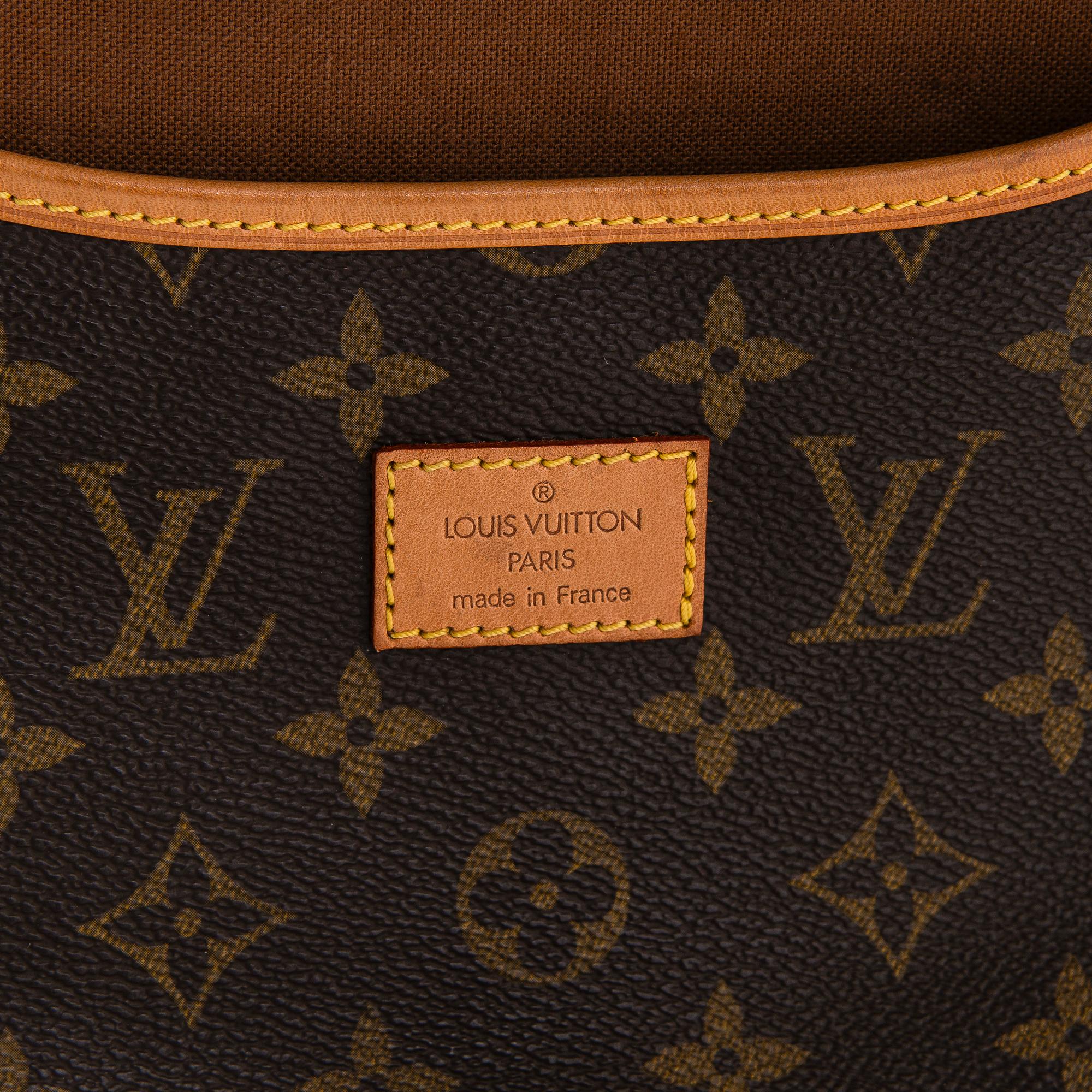 Louis Vuitton, A "Saumur 35" bag.