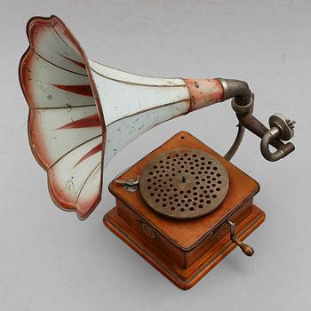 VEVGRAMMOFON, 1900-talets början.