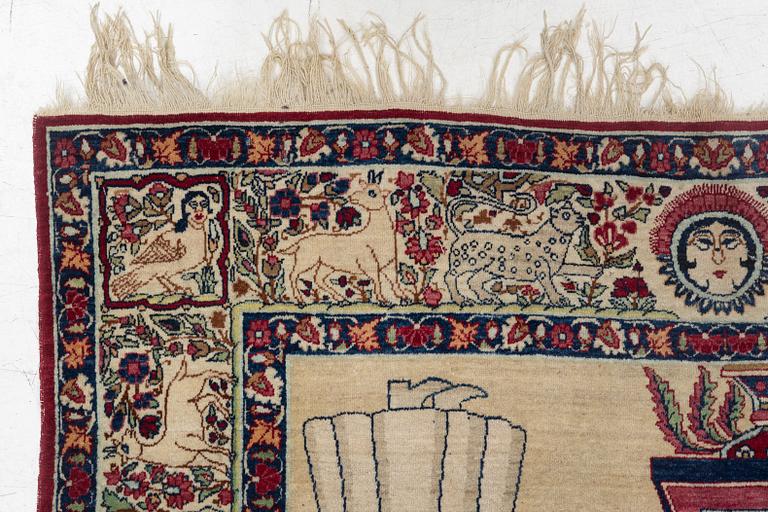 An antique Kerman Raver rug, ca 225 x 141 cm.