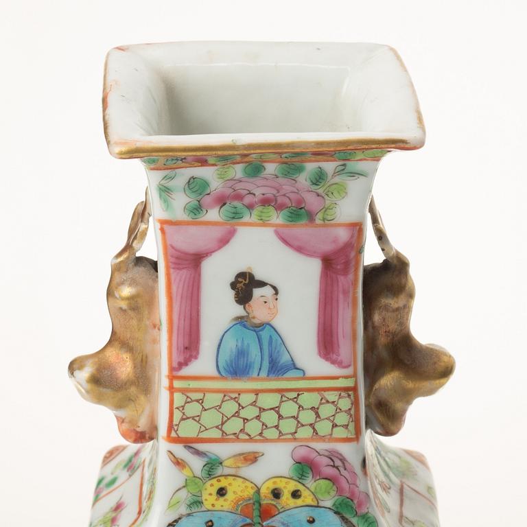 A famille rose Canton vase, Qing dynasty, 19th century.