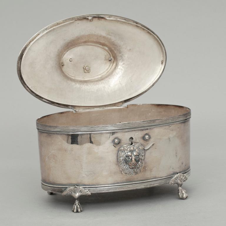SOCKERSKRIN, silver, Daniel Hallman, Stockholm 1813. Vikt c:a 790 g.