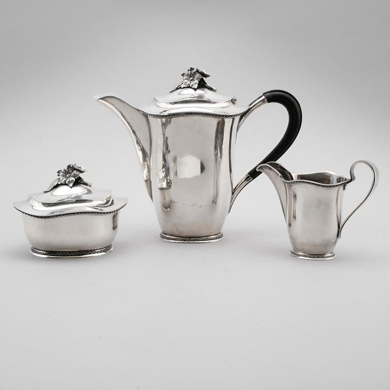 KAFFESERVIS, 3 delar, silver, Eric Råström, Stockholm 1939. Total vikt ca 1194 g.