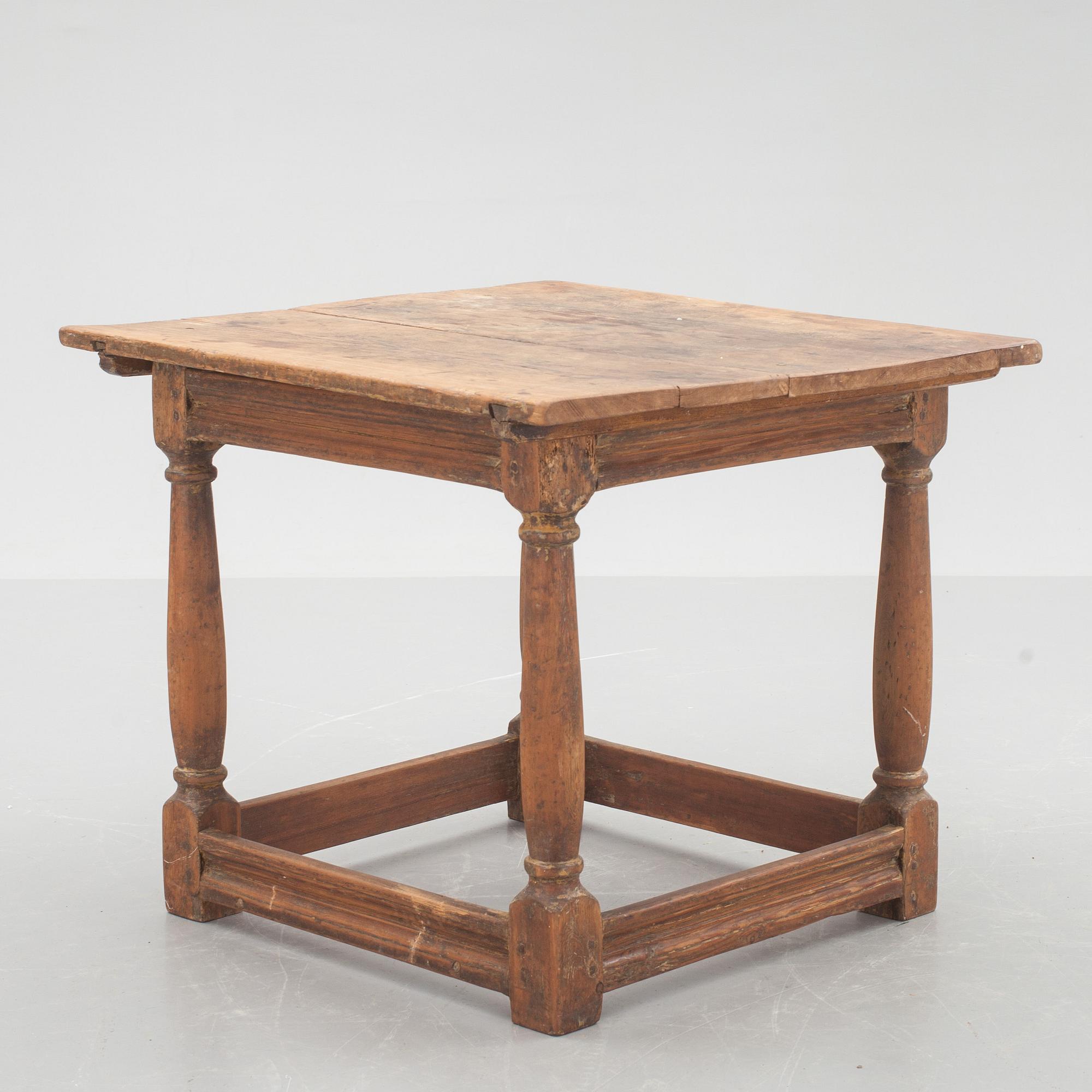 BORD, senbarock, 1700-tal.