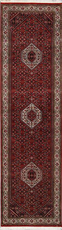 GALLERIMATTA, orient. 300 x 85 cm.