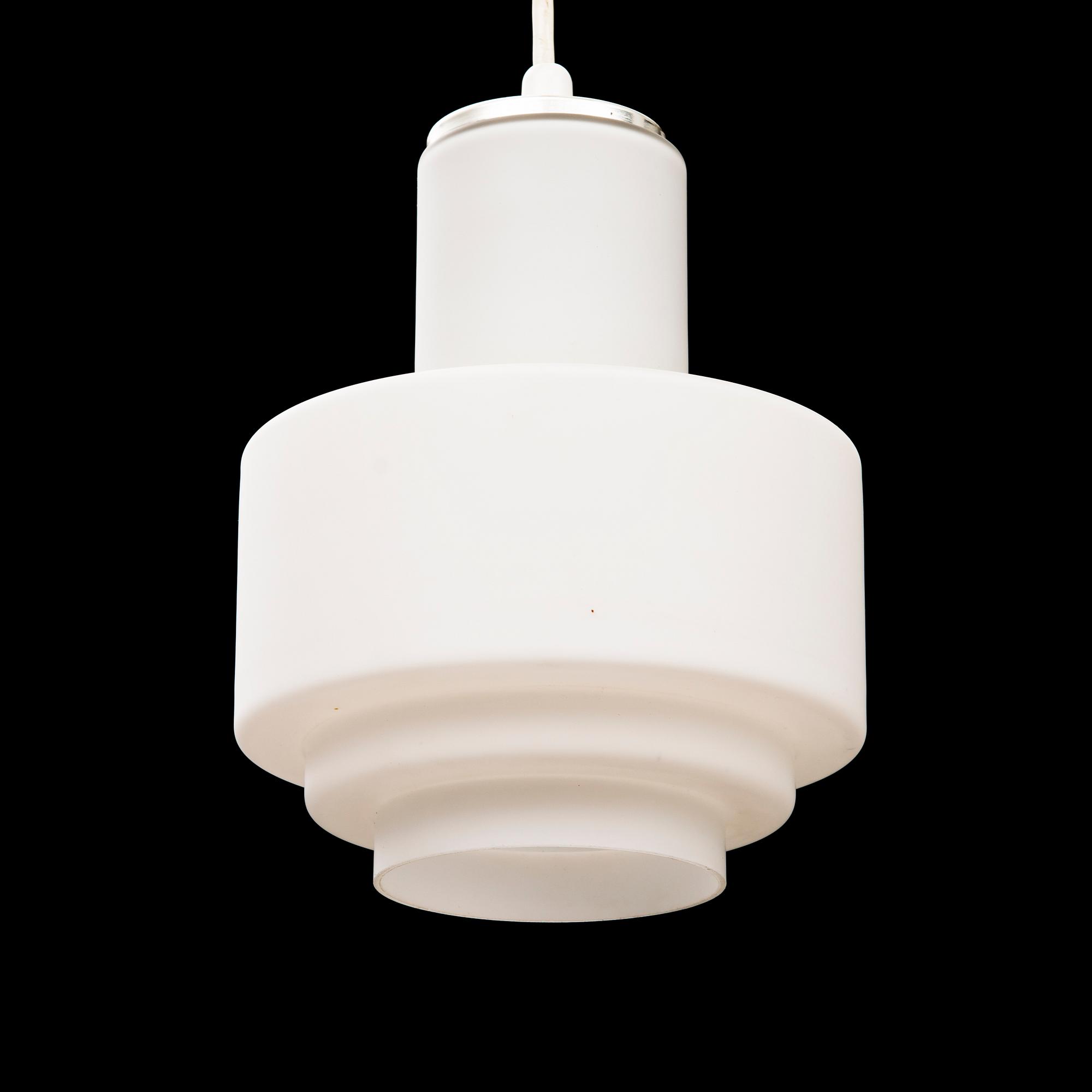 A mid 20th pendent lamp model 4621 for Iittala /Idman, Finland.