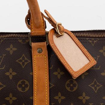 Louis Vuitton, a 'Keepall 55'' wekendbag.