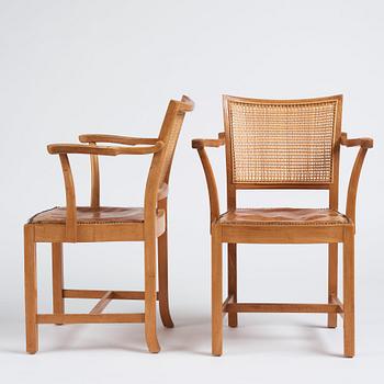 Josef Frank, a pair of ash chairs, Svenskt Tenn, 1940s. model nr 506.