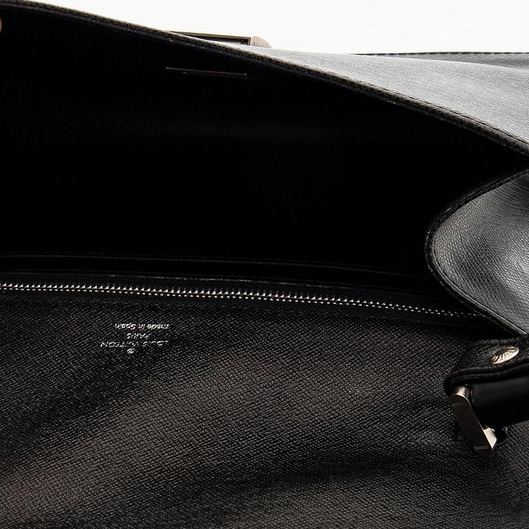 Louis Vuitton, laukku/clutch, "Selenga".