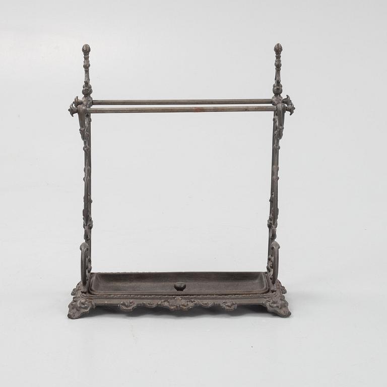 A cast iron umbrella stand, early 20th century.