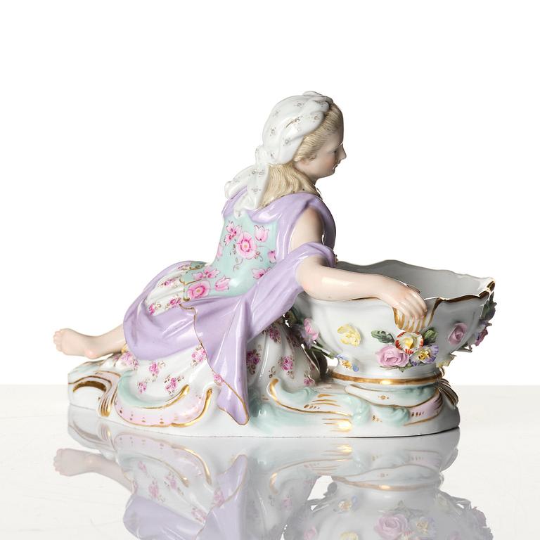 A pair of porcelain salt cellars, Meissen, Germany, late 19th century.