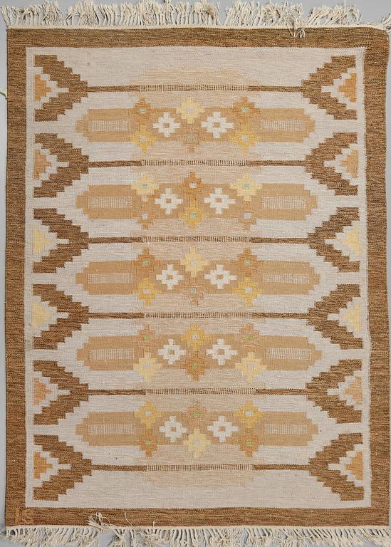 MATTA, rölakan, Ingegerd Silow, monogramsignerad, ca 240 x 173 cm.