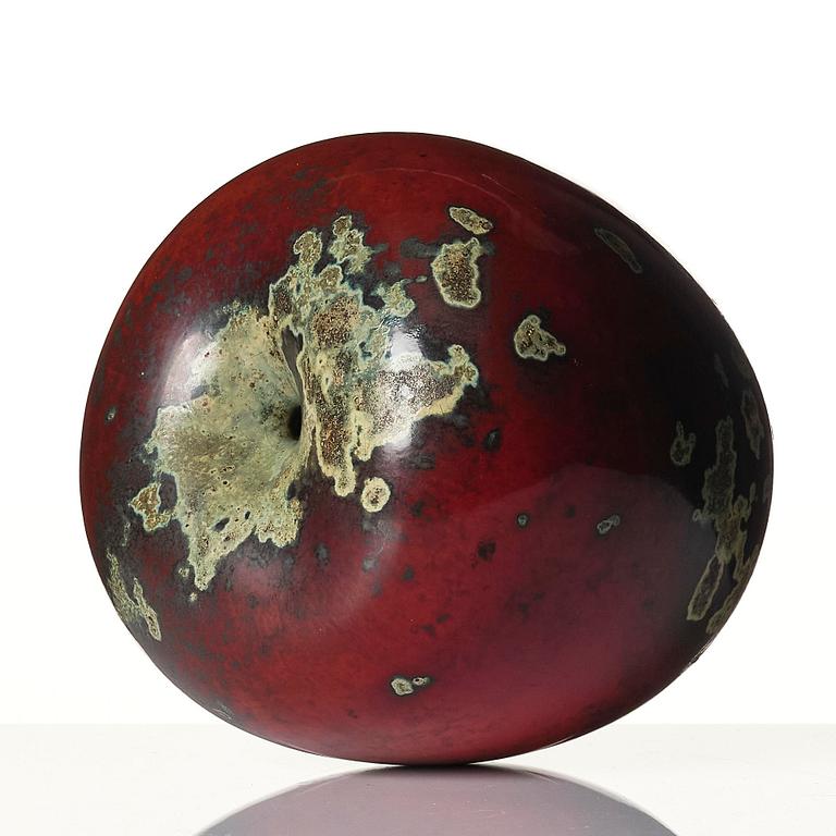 Hans Hedberg, a faience scupture of an apple, Biot, France, ca 1986.