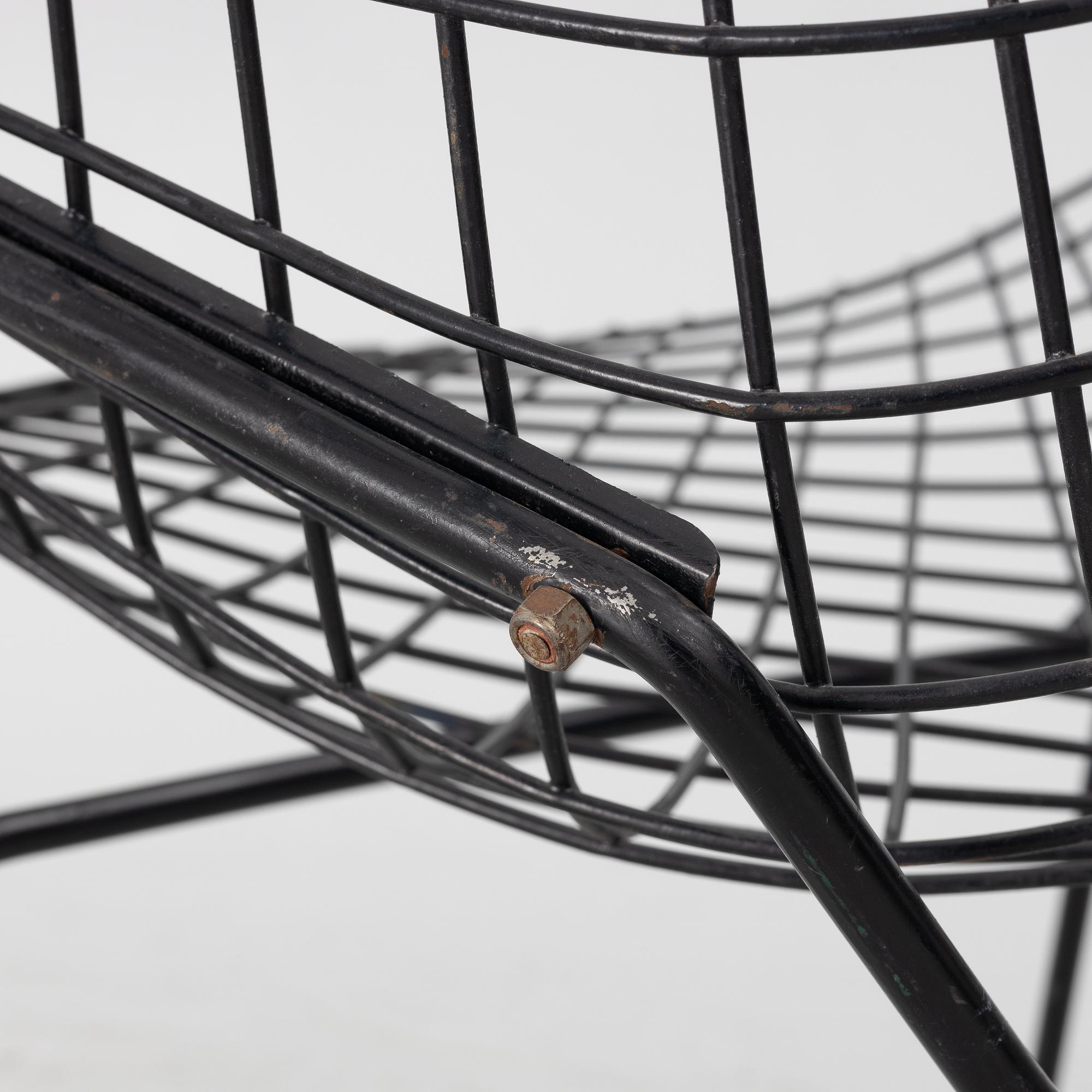 Harry Bertoia, Henry Bertoia, armchair, "Diamond Chair".