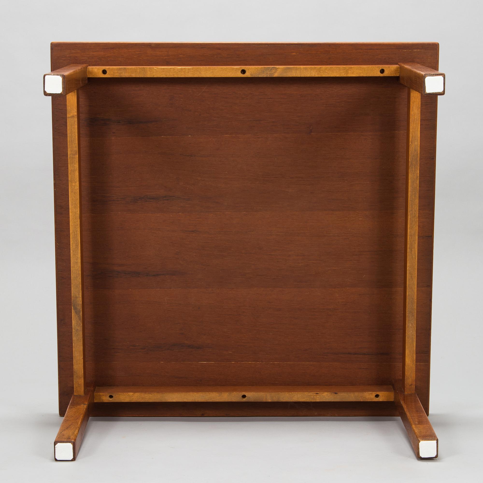 Carl Gustaf Hiort af Ornäs, soffbord "Tom", HMN Huonekalu Mikko Nupponen, Lahtis, 1960-tal.