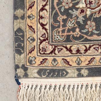 An Isfahan rug, central Persia  signed Davari, 225 x 148 cm.