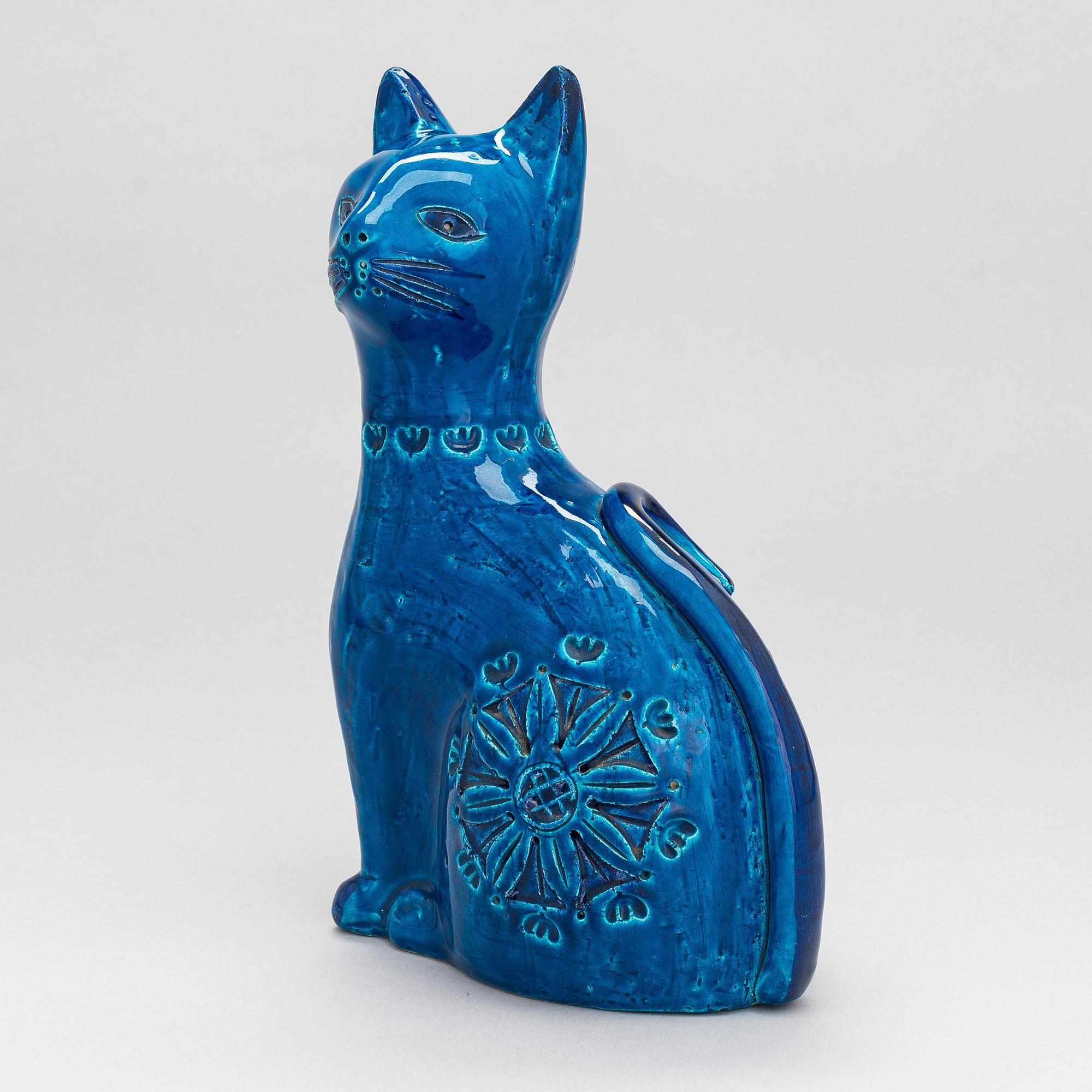 Aldo Londi, A ceramic cat from the Siviglia blu persiano series by Bitossi, Italy 1963-65.