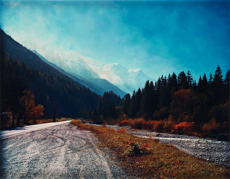 Florian Maier-Aichen, "Chamonix-Rue National et le Mont Blanc", 2007.