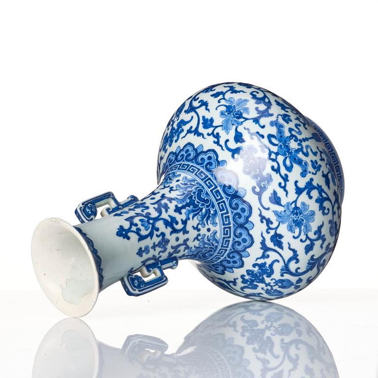 A blue and white vase, Qing dynasty, Jiaqing mark and period (1796-1820).