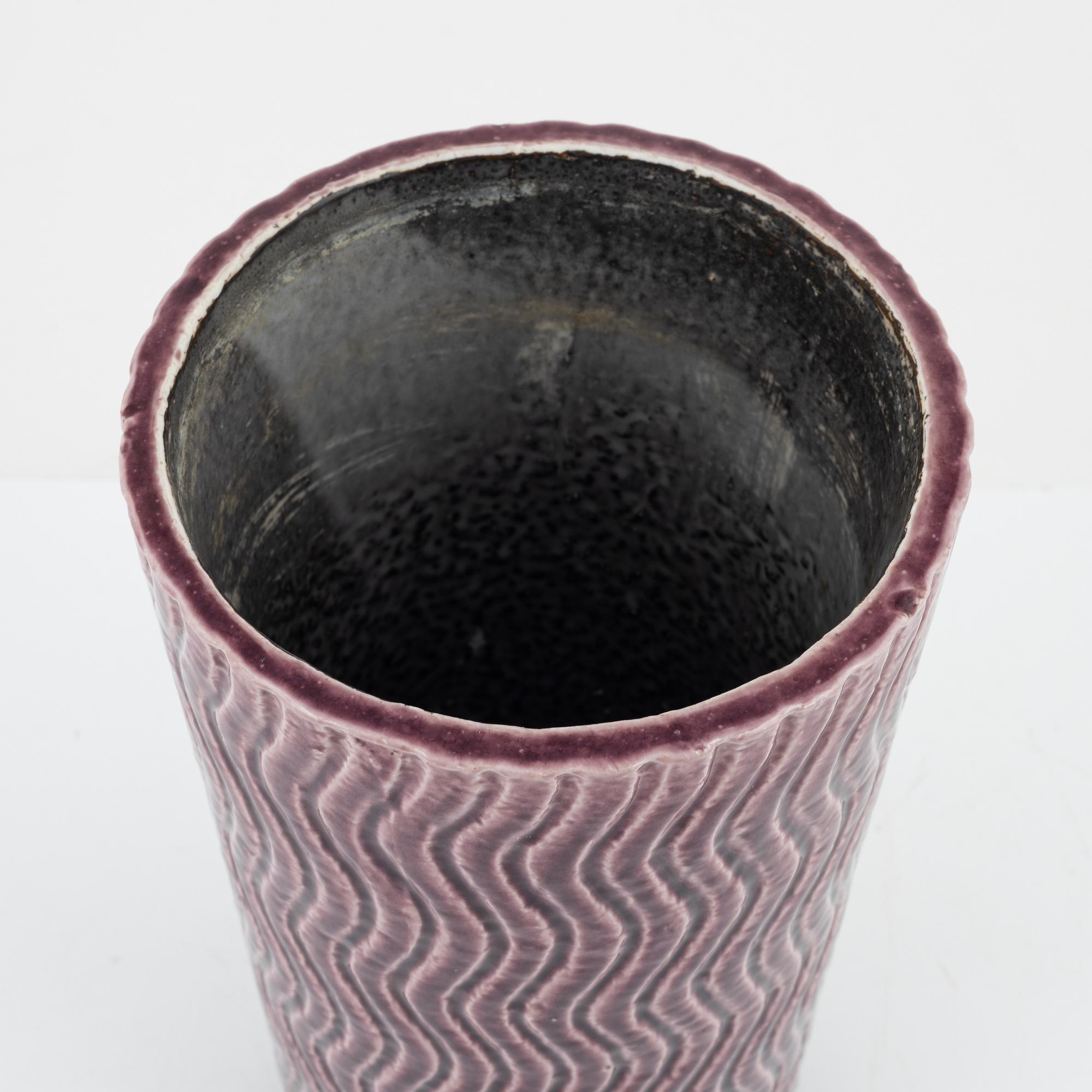 Gunnar Nylund, a 'Chamotte' vase, Rörstrand.