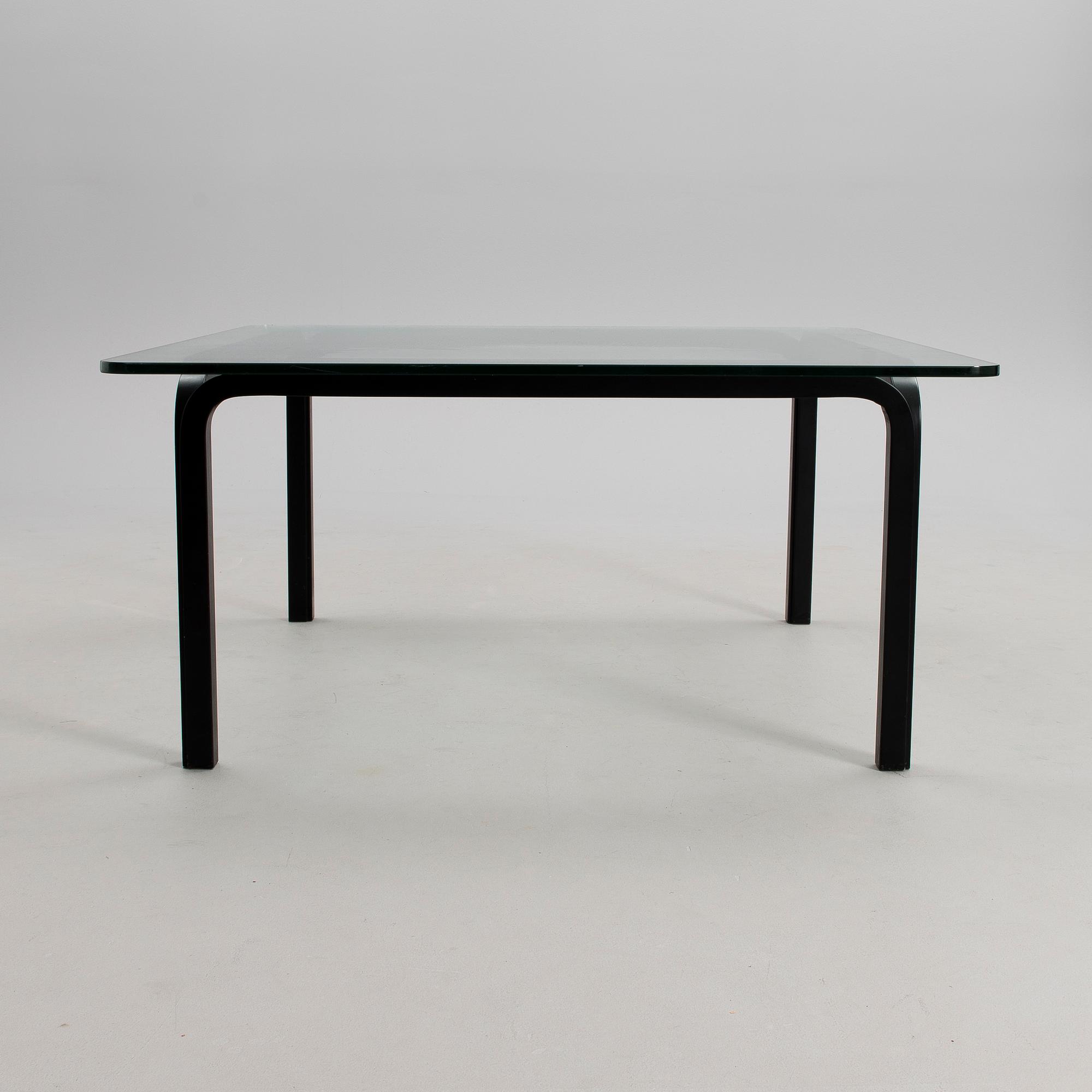 ALVAR AALTO, A TABLE, Y805A. Alvar Aalto Artek. Model designed in 1946.