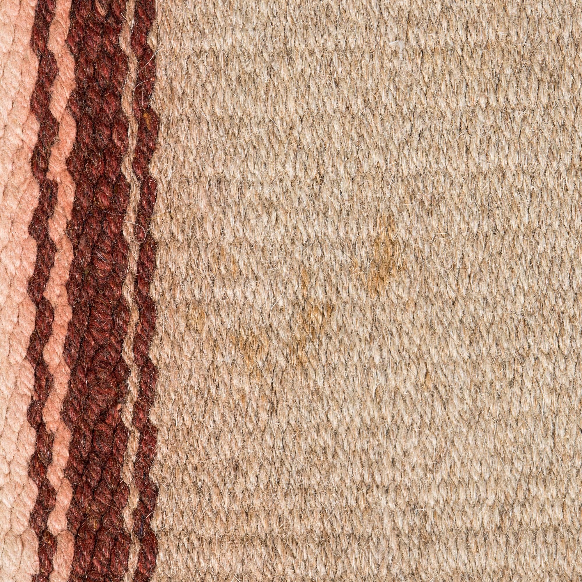Karvalankamatto, 1930-luku. Noin 247 x 150 cm.