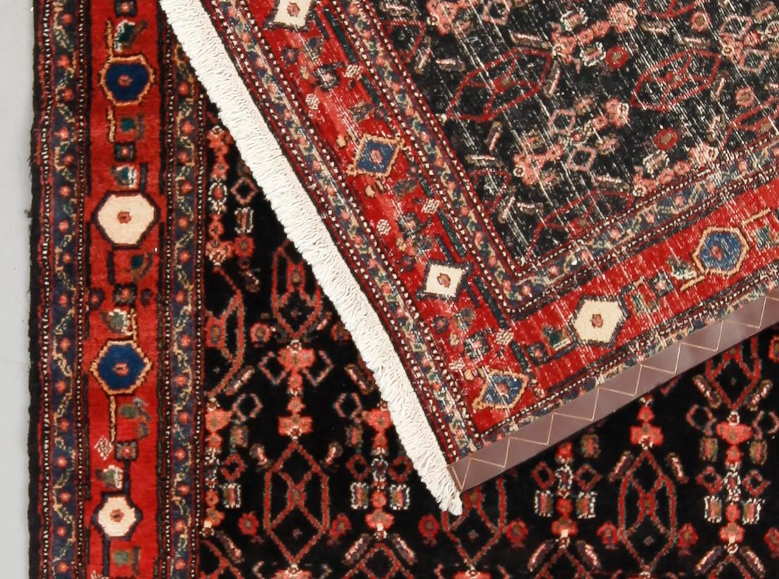 MATTA, Kurdish, ca 277 x 137 cm.