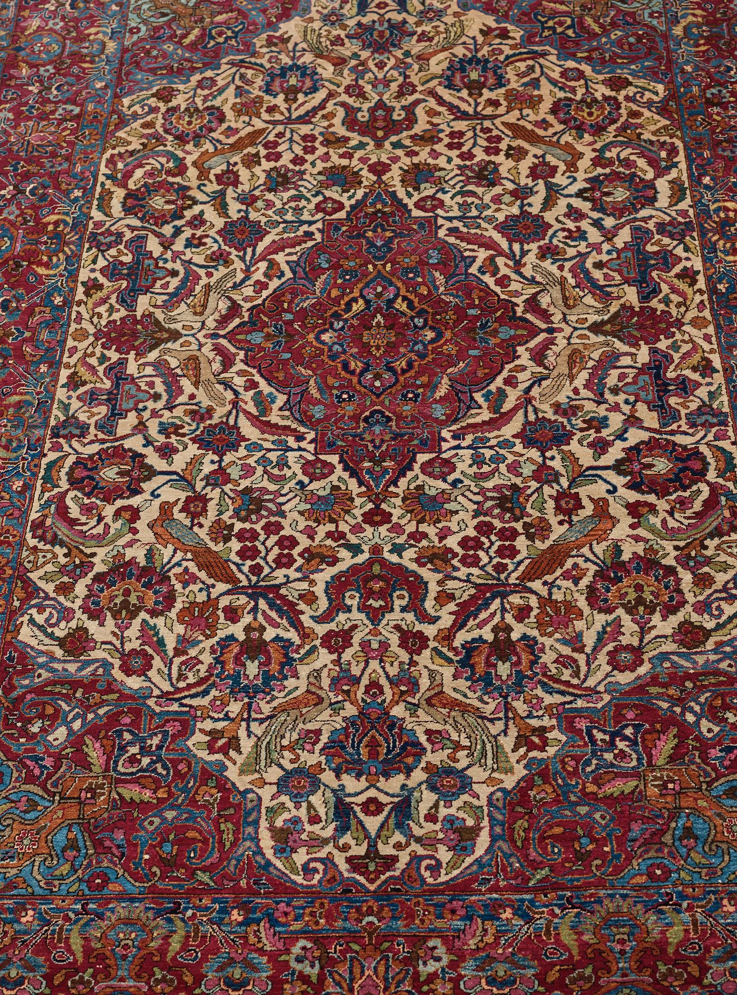 MATTO, a semi-antique silk Kashan, ca 208,5 x 130 cm.