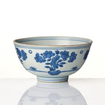 A blue and white bowl, Ming dynasty (1368-1644).