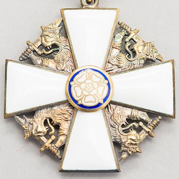 Finlands vita ros' orden, riddartecken och dess miniatyrorden, klass I. Förgyllt silver, emalj. Tillander, Helsingofrs.
