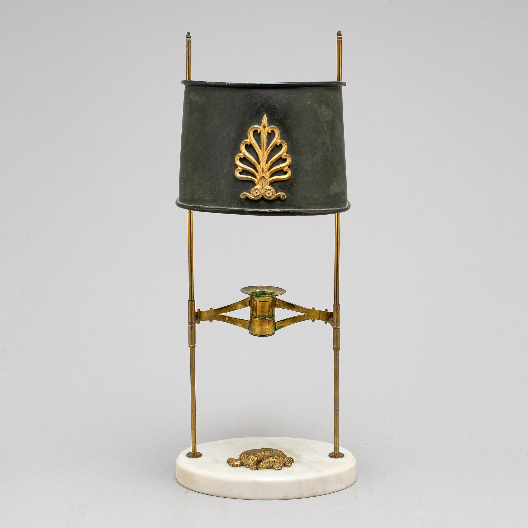 A late Gustavian-style table lamp, beginning of the 20th century.