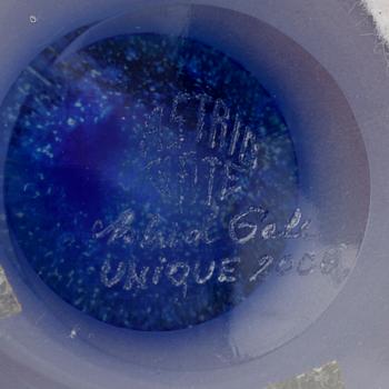 PARFYMFLAKONGER, 4 st, Astrid Gate, signerade och daterade.