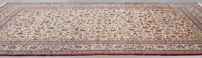 MATTA, Old Nain Tuteshk, part silk, ca 446,5 x 309 cm  (samt kortsidorna med 1 respektive 2,5 cm slätväv).