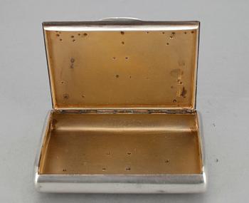 SAVUKEKOTELO, hopeaa, W. Porthan, Viipuri 1919. Paino noin 126 g.