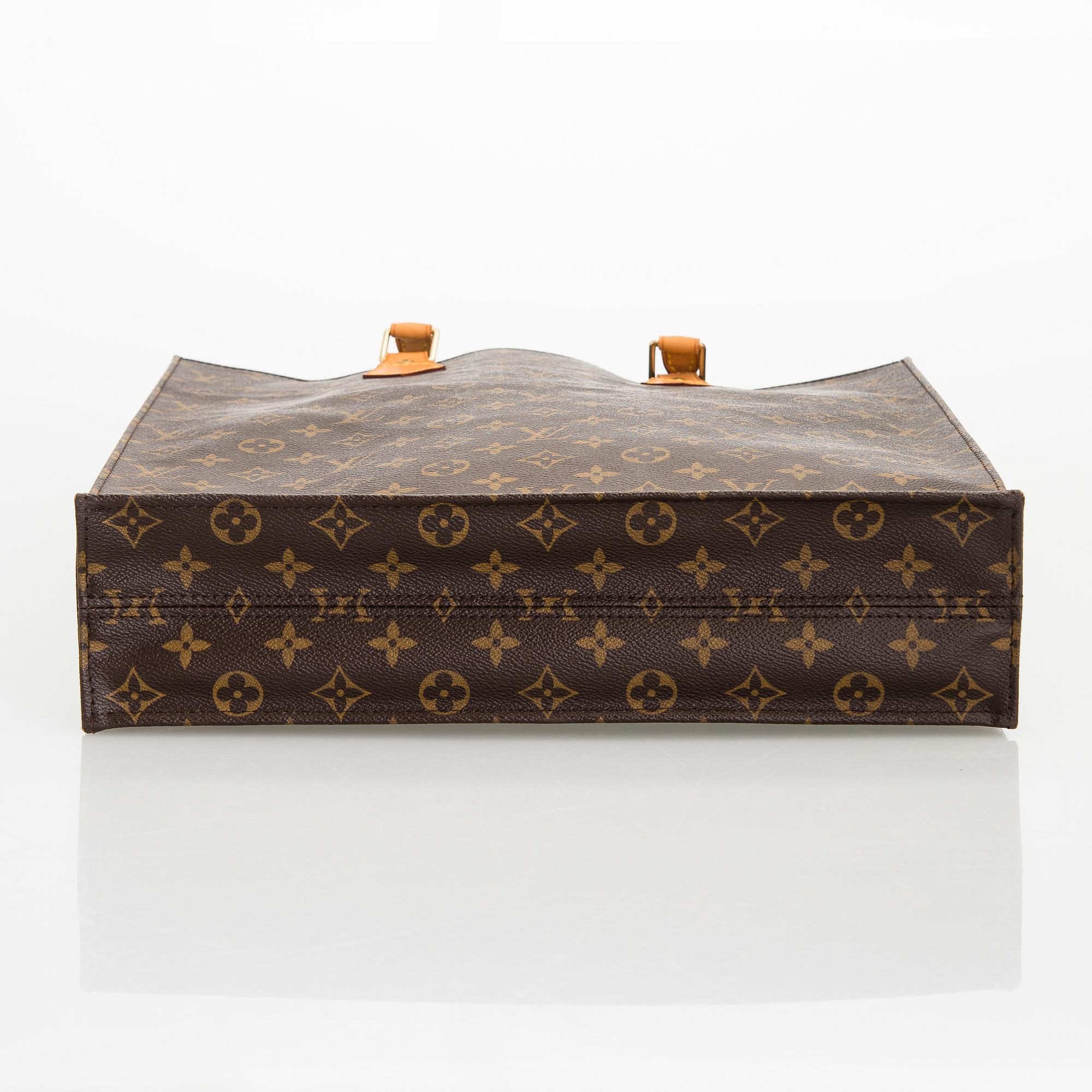 Louis Vuitton, Monogram Canvas 'Sac Plat Tote' Bag.